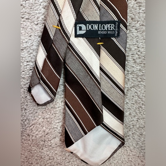 EUC Bundle of 3 Ties - Picture 3 of 7